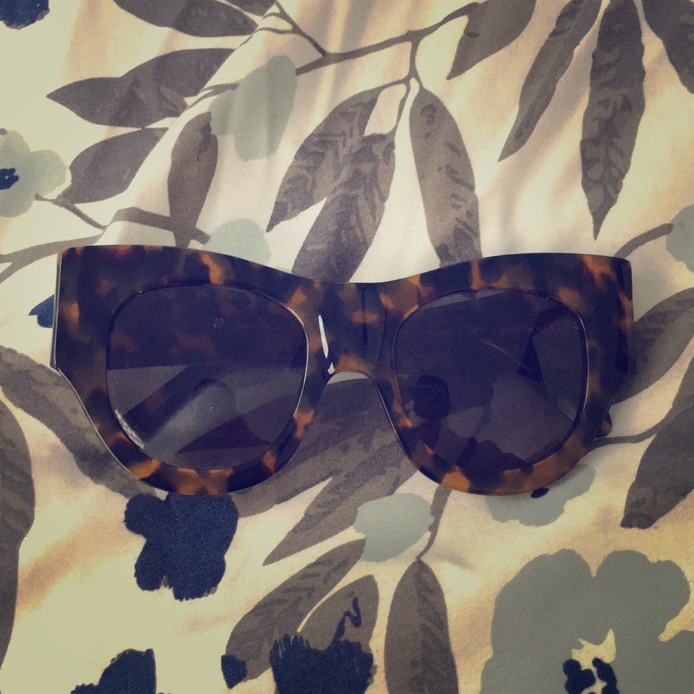 Karen Walker large oversized tortoise sunnies